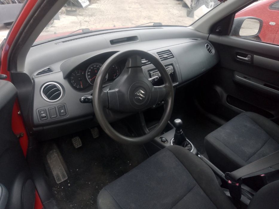 Suzuki Swift 1.3i 2007г. На части