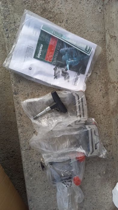 Торцовая пила Metabo KS 216 M LASERCUT