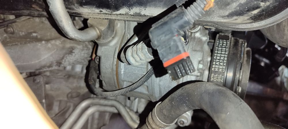 Компрессор кондиционера N63 ,e70,e71