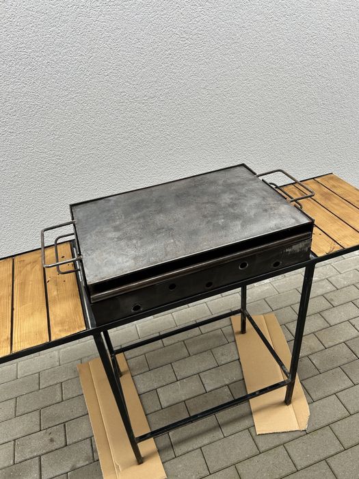 Gratar de gradina bbq