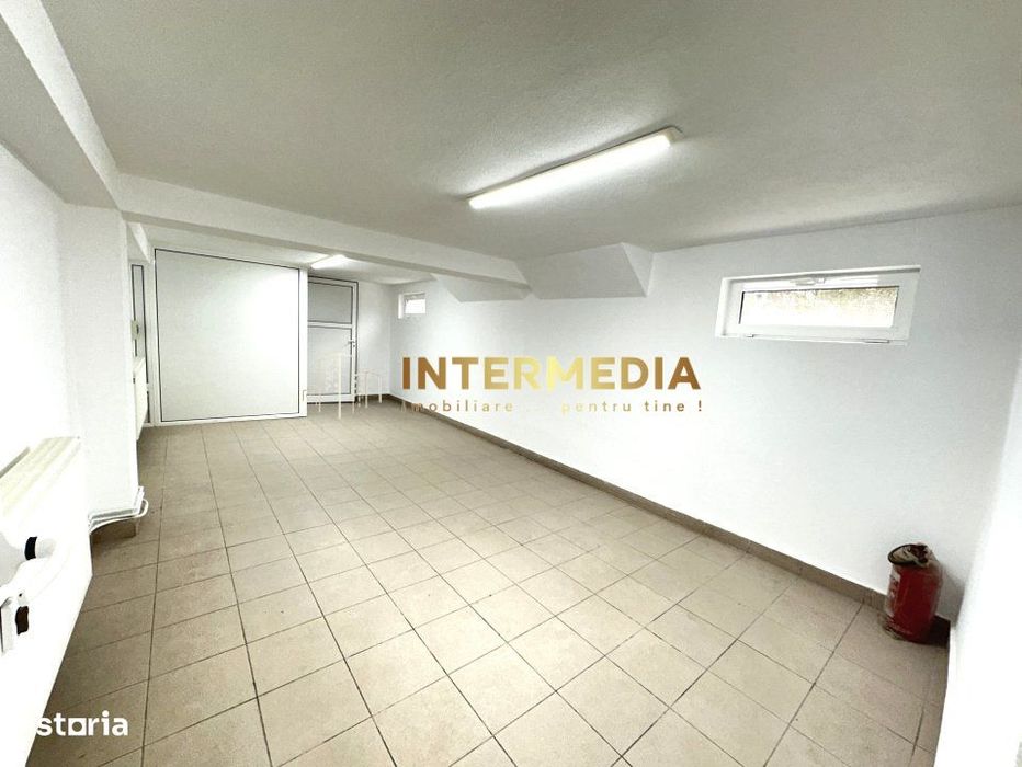 Spatiu Comercial de inchiriat 28 mp utili Finisat Zona Hotel CETATE