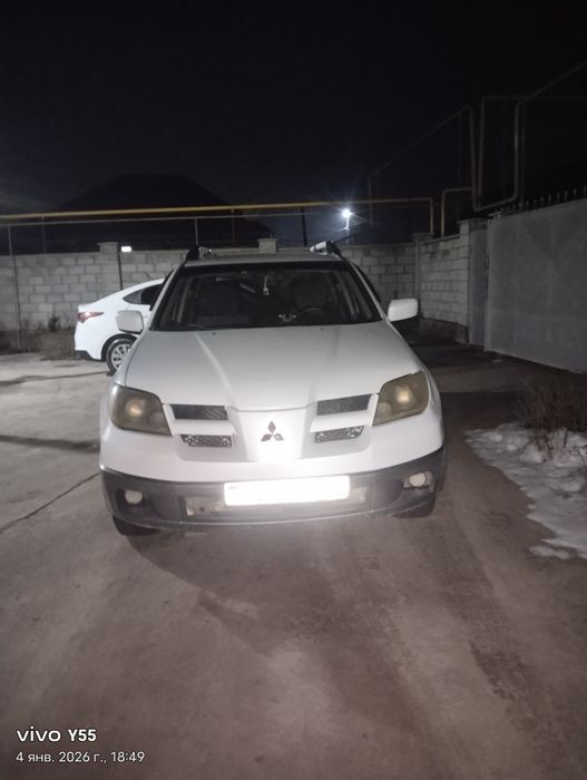 Митсубиси аутдландер