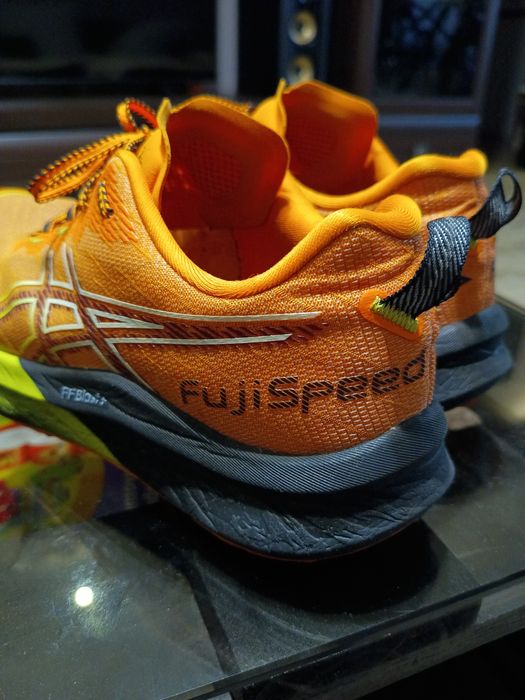 Asics fuji speed 2