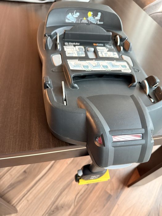 Столче Stokke be safe + Изофикс база