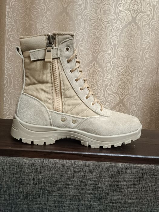 Берцы.                 .