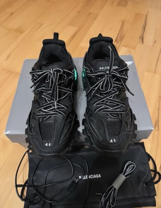 Balenciaga track led