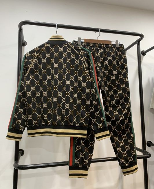 Compleu Gucci Barbati Calitate Premium