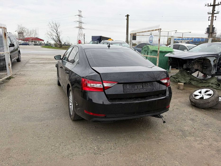 Dezmembrez Skoda Superb III Hatchback ( 3V3 ) 2.0 TDI DFGA 150 cai