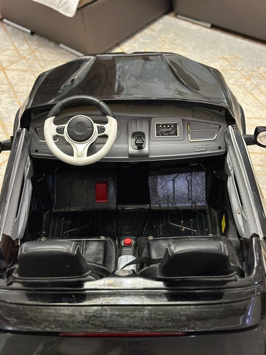 Детский автомобиль