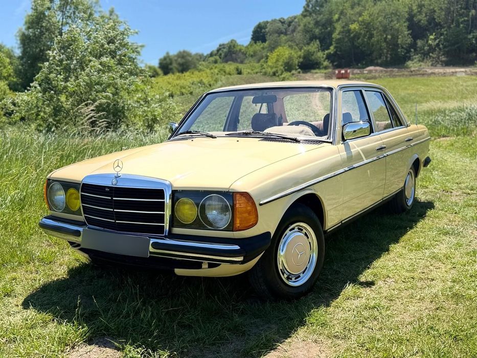 Mercedes-Benz W123 Vând Mercedes Benz W 123 Cobra