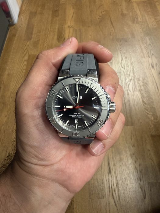 ORIS Aquis Date Automatic 43mm | Swiss Made | 300M | Full Set