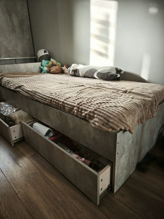 Кровать детская с ящиками