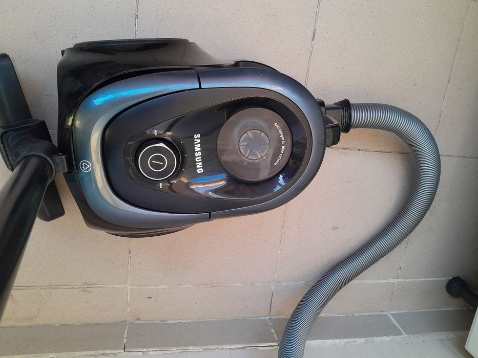 Пылесос Samsung 1800w