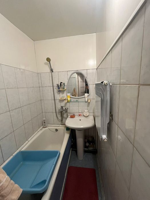 Продаётся 2 комн Нефтебаза