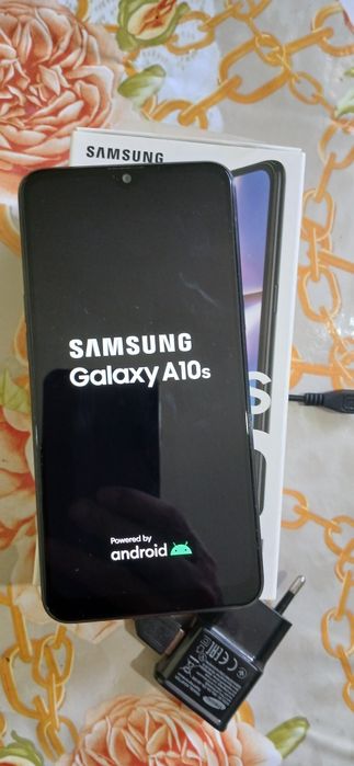 Самсунг a10s продам смартфон