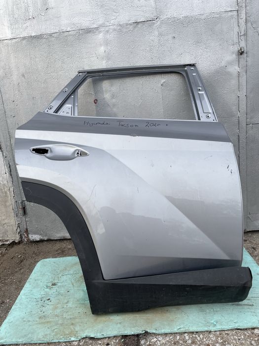 Задна лява врата за Hyundai Tucson Хюндай Туксон 2020-2024г