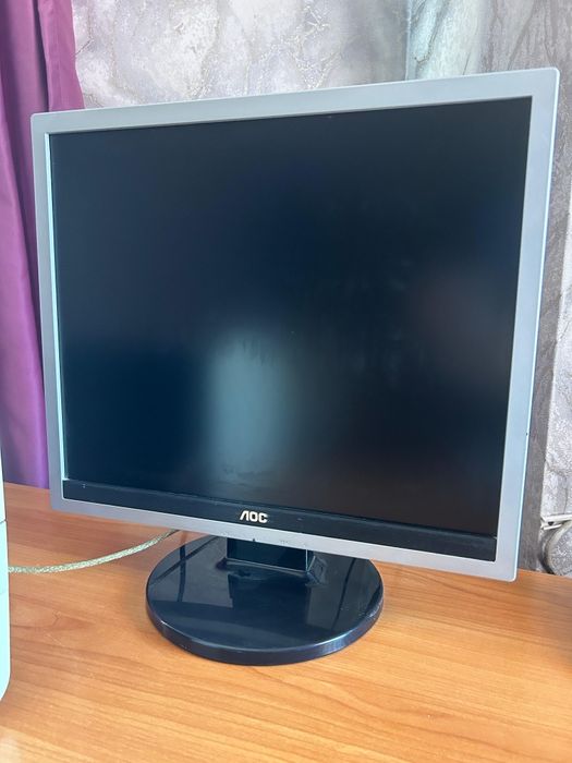 Продам компьютер в комплекте и принтер