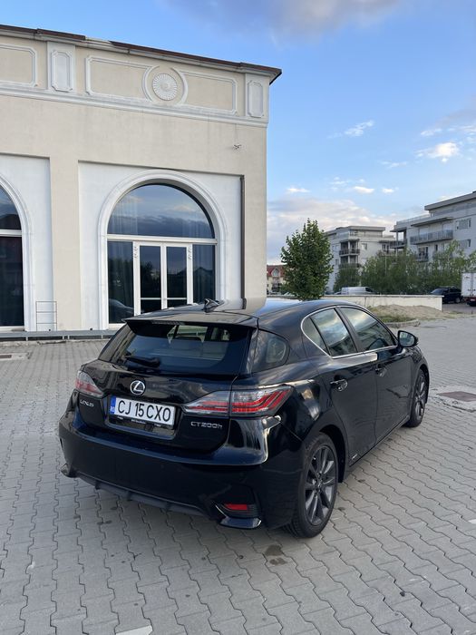 Lexus ct200h  an fabr.2015 , hybrid