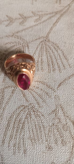 Продам кольцо золотое ,583 проба