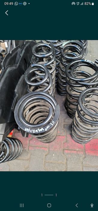 Передние пружины ланрузер 100