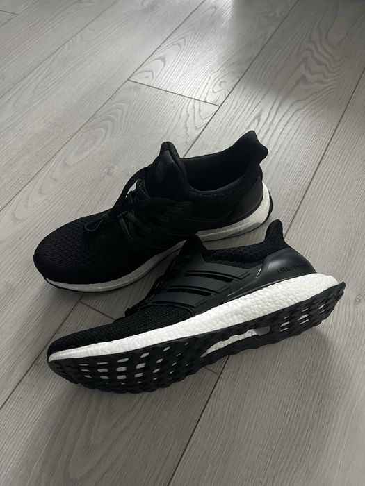 Обувки adidas boost