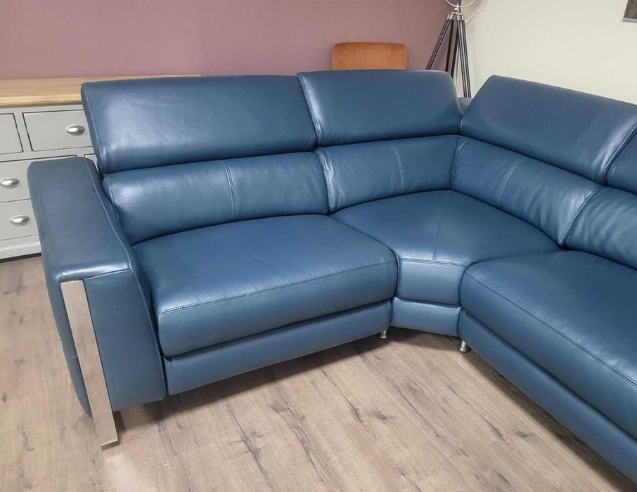 Тюркоазено син кожен ъглов диван Torres с ел. релакс механизъм