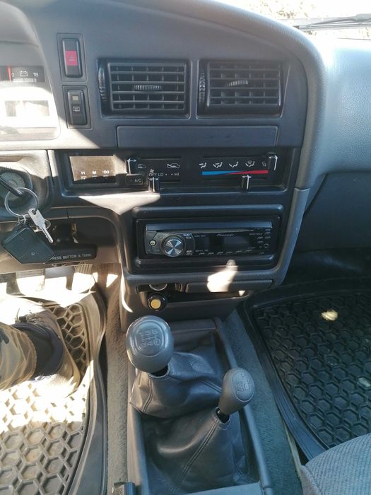 Toyota 4runner 2-ра генерация