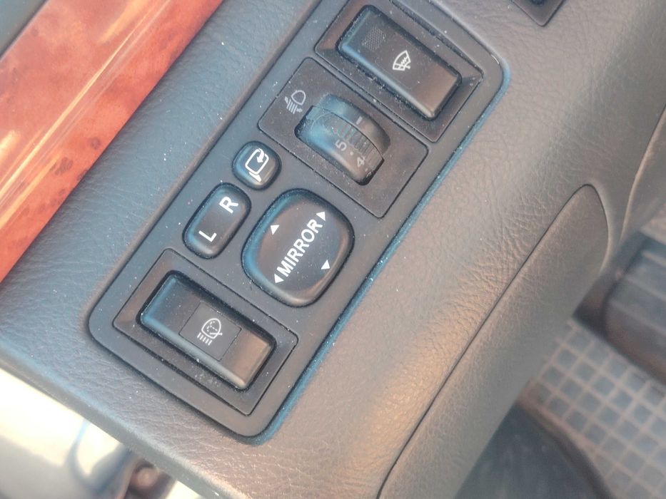 Toyota Avensis 2.0 d4d, Тойота Авенсис на части!!
Юни 2004