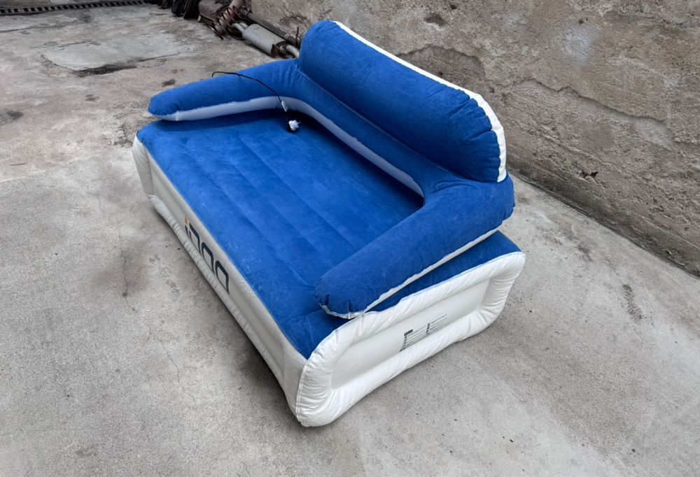 Надуваем къмпинг диван с вградена помпа на 220в