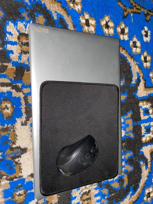 Noutbuk BIKON ofisnoy yangi