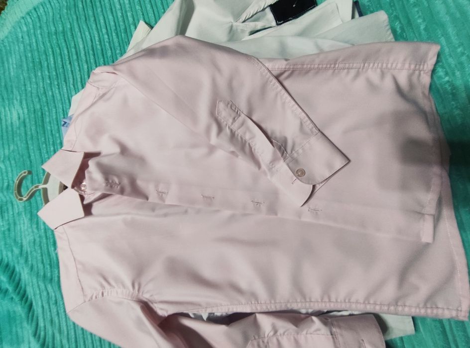 Продам детские школьные рубашки