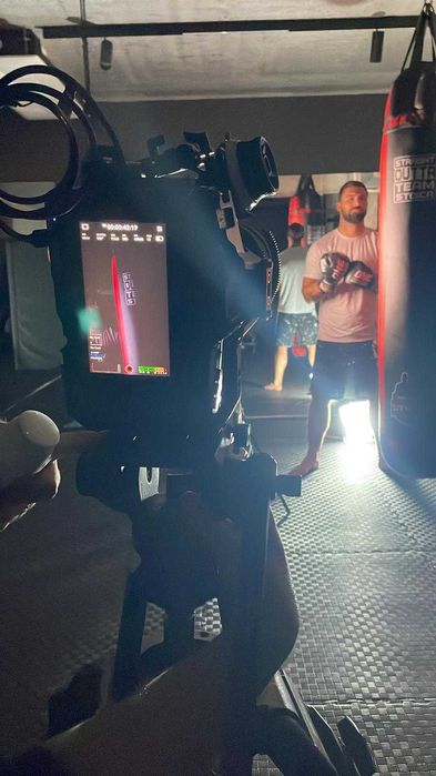 Logo +Vvideo Reclame social media tik tok