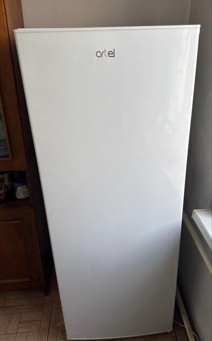 Холодильник Artel б/у