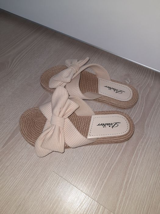 Slapi Diaberr marimea 36, sandale Aldo