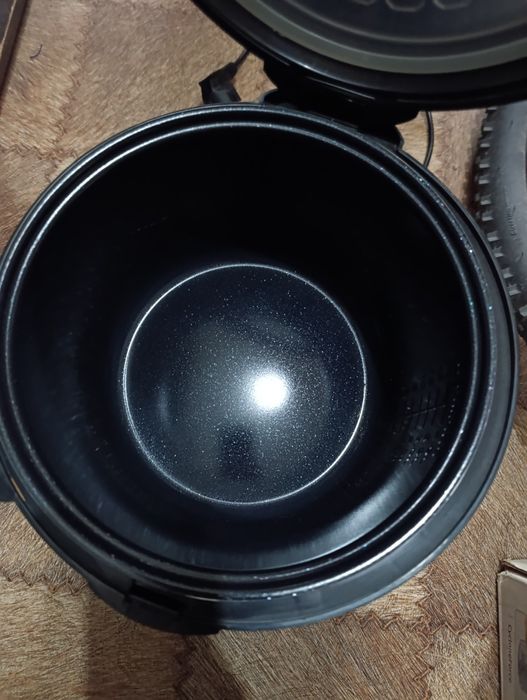 Мультиварка Redmond