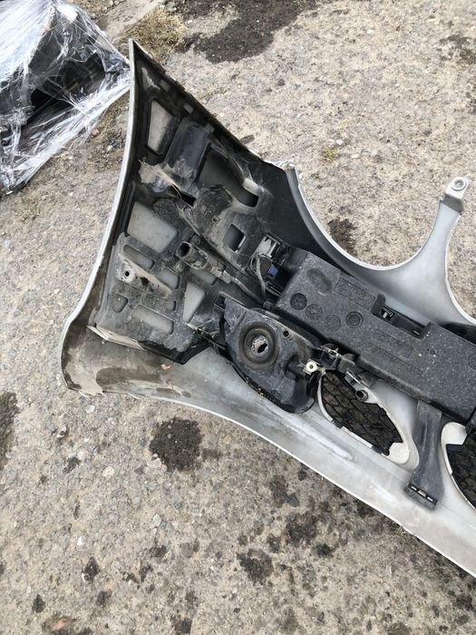 W 211 мерседес передний бампер