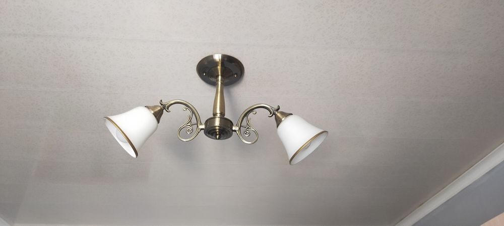 Продам люстры от 5 тыс до 20000