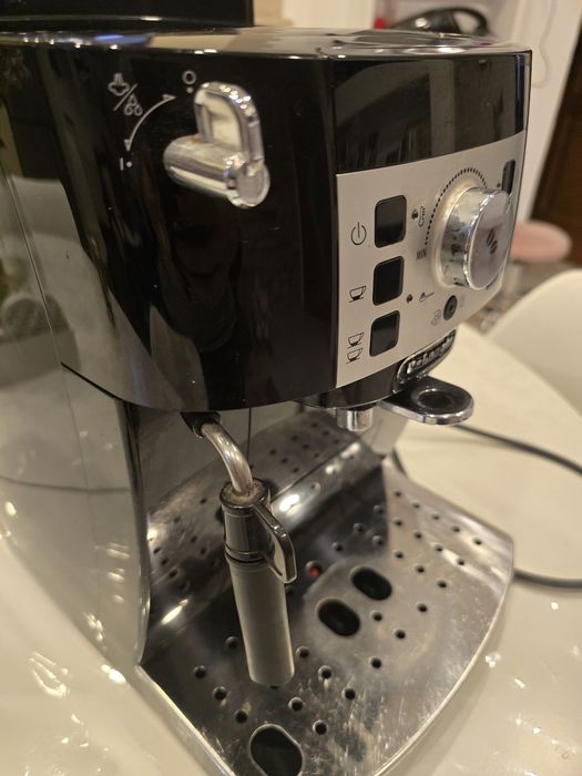 Mașină de cafea.