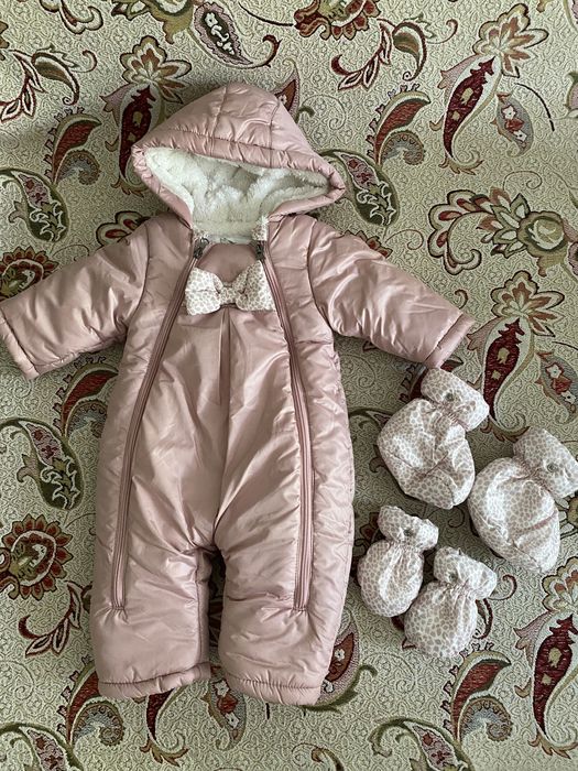 Зимний комбинезон на девочку
