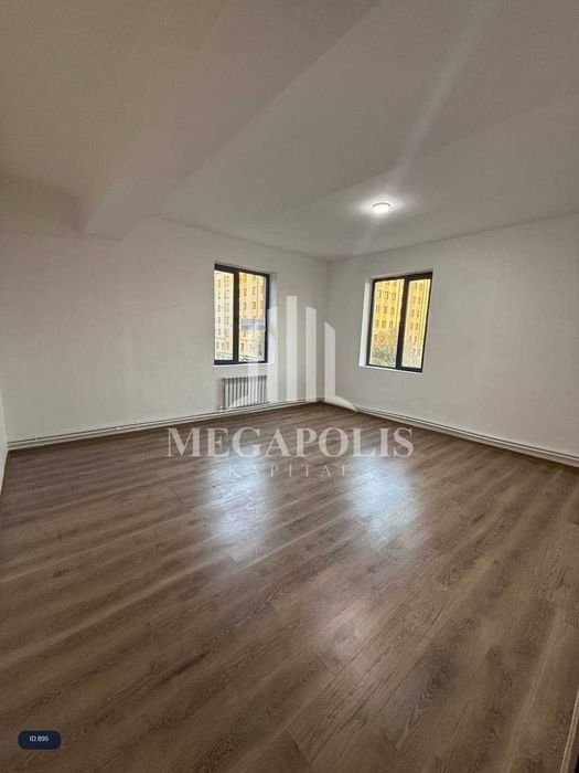 BUXORO, GOR GAZDA ARZON NARXDA 3xonali kvartira sotiladi. №895