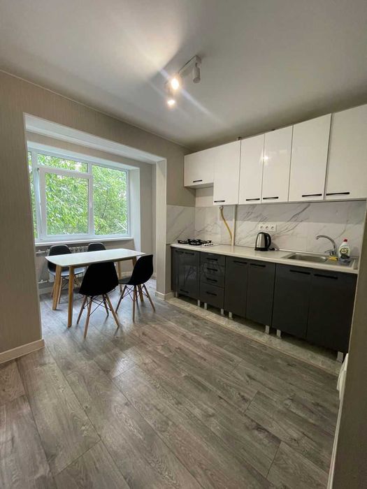 Дава се под наем Двустаен апартамент в София, Люлин 10 - 54 кв.м за 350 € - Снимка #2