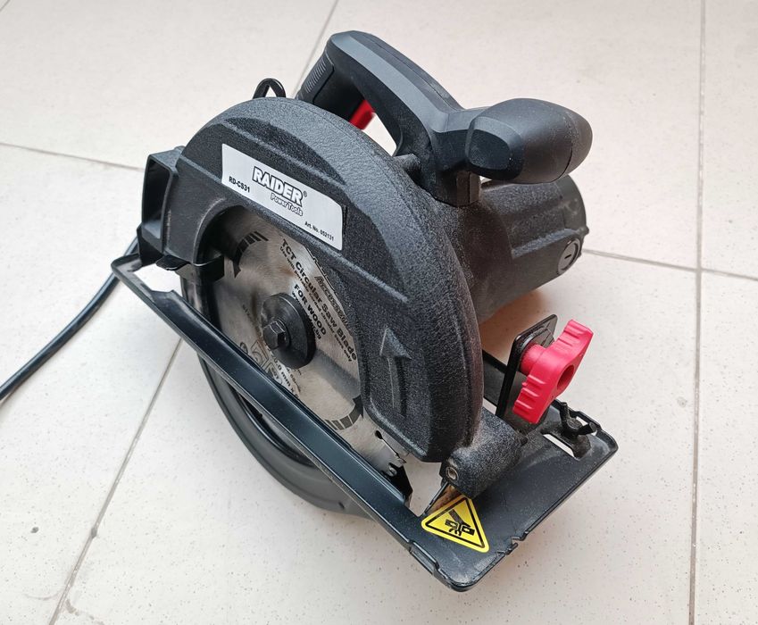 Циркуляр Raider RD CS31, като НОВ