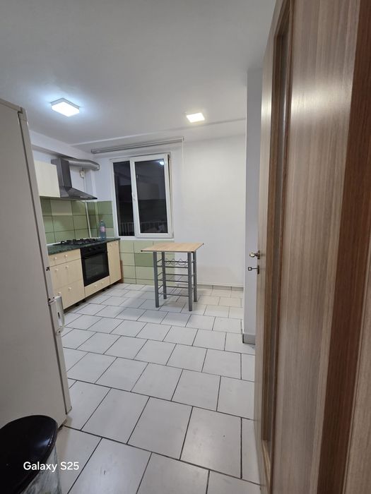 Închiriez apartament 2 camere