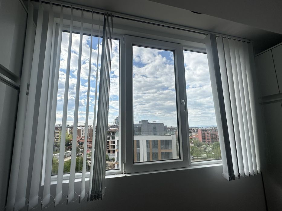 Продавам щори 240 на 150 см