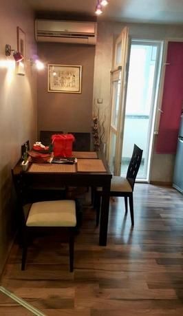 Дава се под наем Тристаен апартамент в София, Хладилника - 85 кв.м за 850 € - Снимка #3