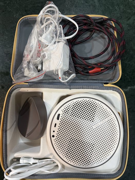Videoproiector portabil BenQ