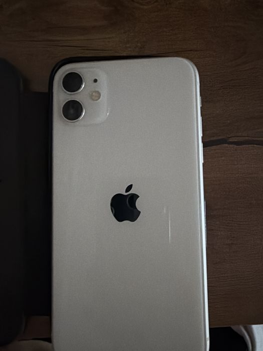 Iphone 11 белого цвета