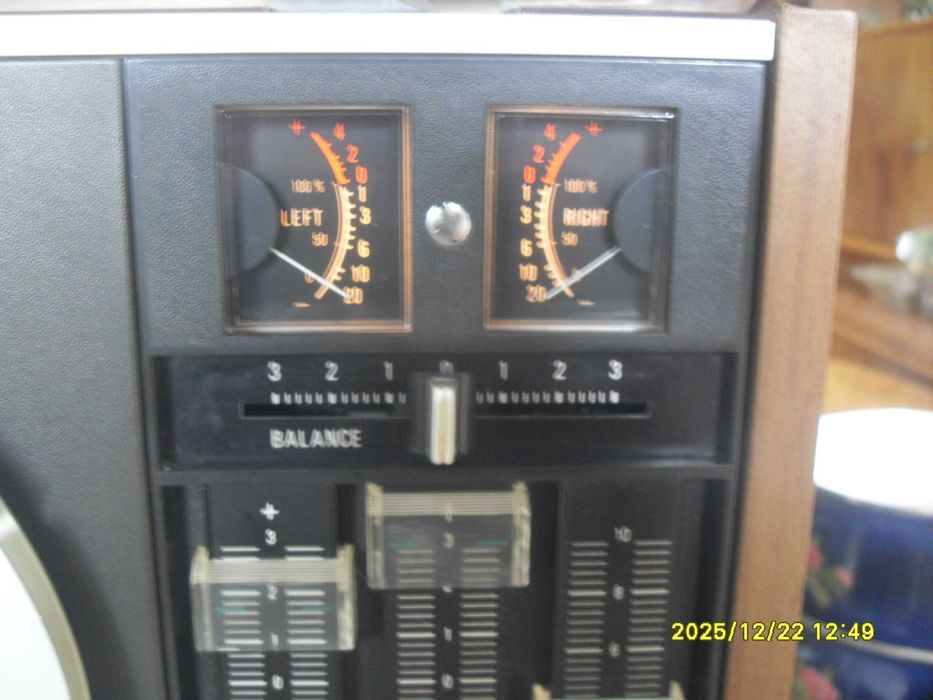 Продавам ролков магнетофон  „PHILIPS 4416”