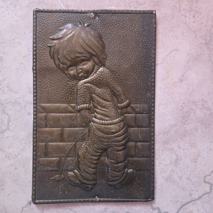 Чеканка питающей мальчик ПЕРИОДА СССР