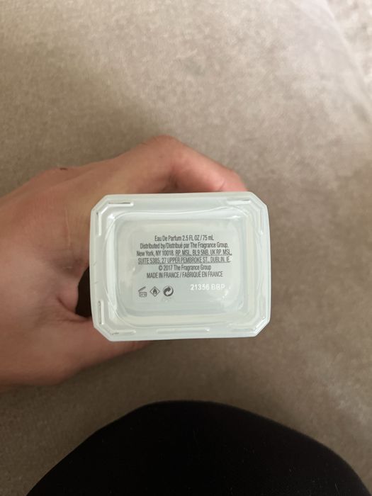 Продам духи Banana republic